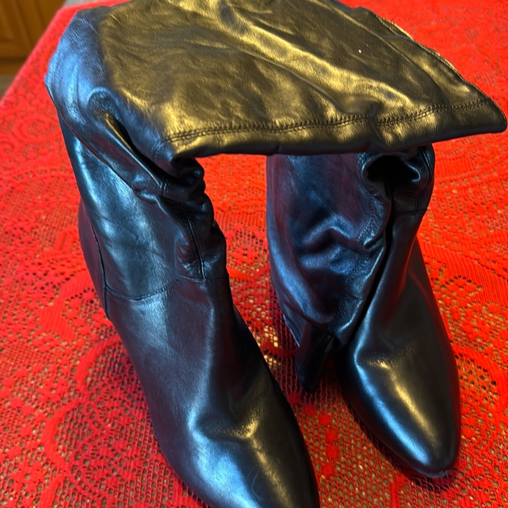 Black boots